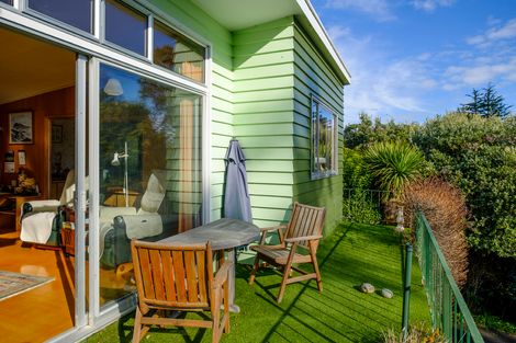 Photo of property in 23 Marine Parade, Macandrew Bay, Dunedin, 9014