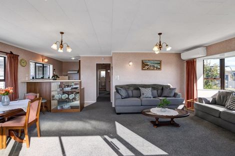 Photo of property in 1/17 Roy Terrace, Moturoa, New Plymouth, 4310