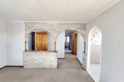 Photo of property in 51 Bodi Place, Te Atatu South, Auckland, 0610