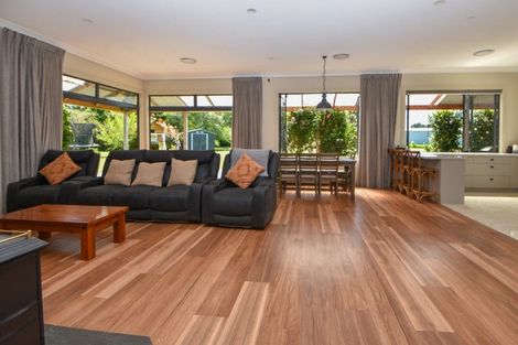 Photo of property in 20 Haringa Road, Carrington, Carterton, 5791