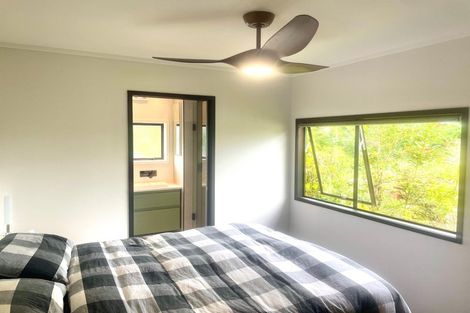 Photo of property in 1/17 Telephone Road, Birkenhead, Auckland, 0626