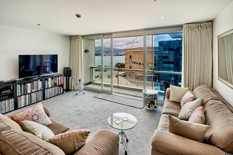 Photo of property in Portal Apartments, 6a/42 Cable Street, Te Aro, Wellington, 6011