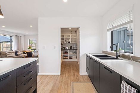 Photo of property in 119 Shillingford Boulevard, Rolleston, 7615