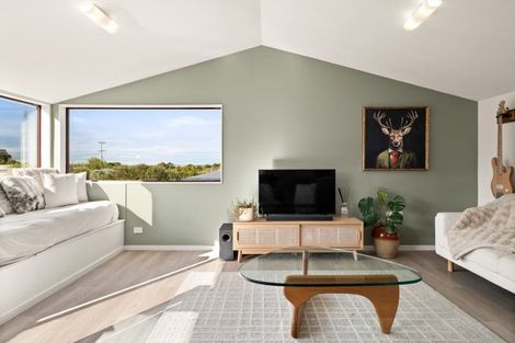 Photo of property in 11 Edna Street, Ocean View, Dunedin, 9035