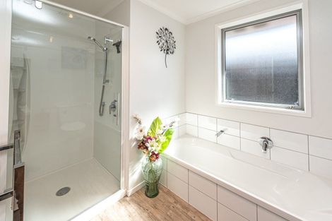 Photo of property in 55 Magnolia Crescent, Tawhero, Whanganui, 4501