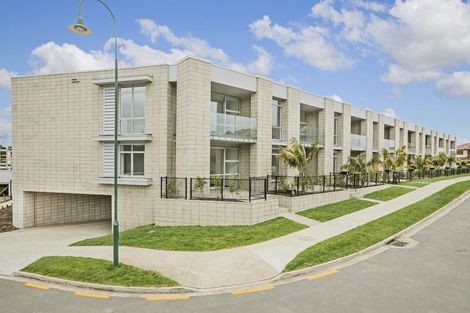 Photo of property in 3 Bickerton Way, Flat Bush, Auckland, 2019