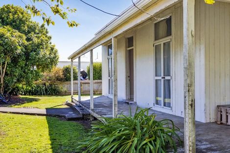 Photo of property in 12 Gloag Street, Waverley, 4510