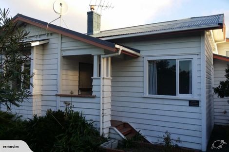 Photo of property in 26 Onewa Road, Northcote Point, Auckland, 0627