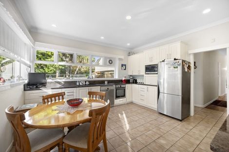 Photo of property in 18a Military Road, Boulcott, Lower Hutt, 5010