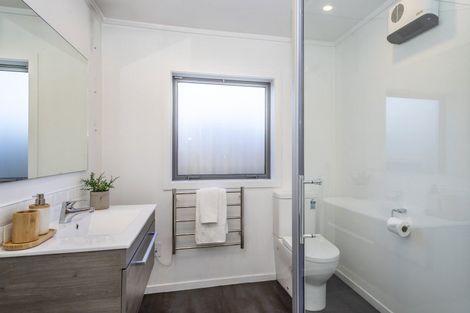 Photo of property in 8 Fox's Terrace, Arrowtown, 9302