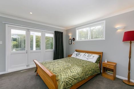 Photo of property in 144 Parkvale Road, Karori, Wellington, 6012