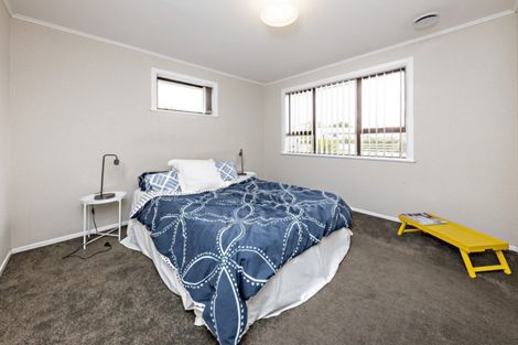 Photo of property in 13 Jenkins Place, Manurewa East, Auckland, 2102