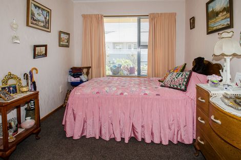 Photo of property in Balmoral Park, 11/31 Eastbourne Street, Caversham, Dunedin, 9012