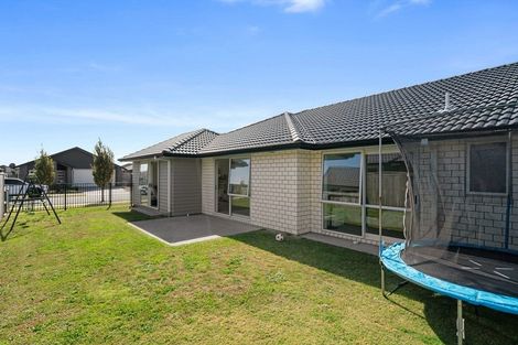 Photo of property in 12 Dunkeld Drive, Papamoa, 3118