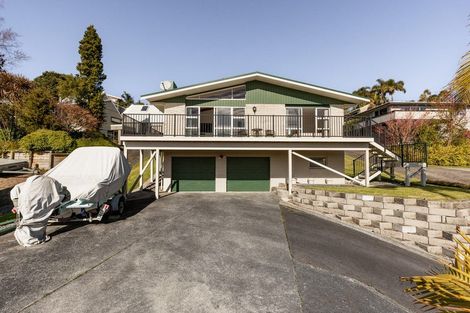 Photo of property in 27 Seymour Place, Bellevue, Tauranga, 3110