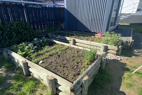 Photo of property in 75 Milton Terrace, Picton, 7220