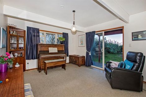 Photo of property in 42 Owai Avenue, Helena Bay, Hikurangi, 0184