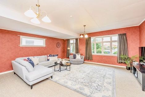 Photo of property in 4 Godwin Crescent, College Estate, Whanganui, 4500