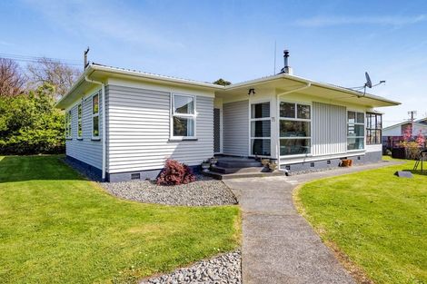 Photo of property in 75 Waihi Road, Hawera, 4610