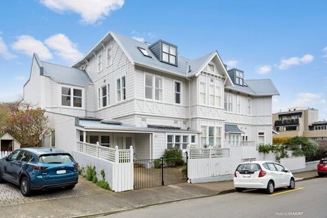 Photo of property in The Villas, 3/33 Hobson Street, Thorndon, Wellington, 6011