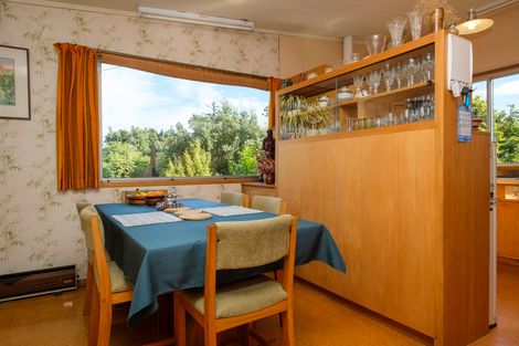 Photo of property in 23 Marine Parade, Macandrew Bay, Dunedin, 9014