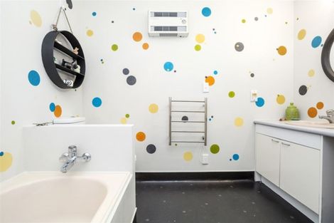 Photo of property in 28 Rossport Street, Johnsonville, Wellington, 6037