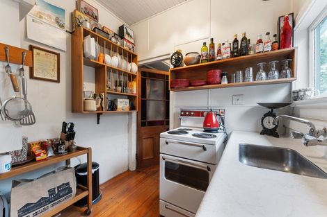 Photo of property in 6a Ballance Street, Lower Vogeltown, New Plymouth, 4310