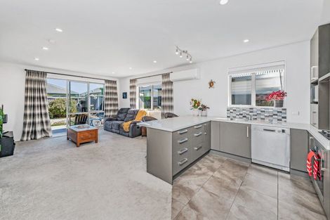 Photo of property in 11 Granite Drive, Rolleston, 7614