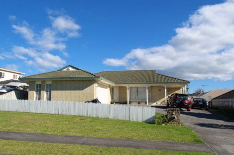 Photo of property in 5 Ravensdale Rise, Northpark, Auckland, 2013
