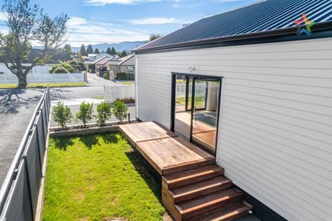Photo of property in 24a Fraser Crescent, Elderslea, Upper Hutt, 5018