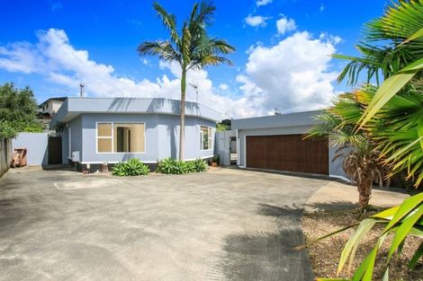 Photo of property in 14a The Avenue, Albany, Auckland, 0632