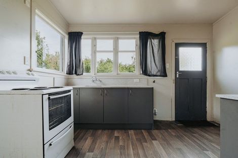 Photo of property in 28 Burns Street, Milton, 9220