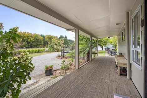 Photo of property in 21 Raumai Road, Bulls, 4894