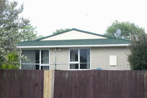 Photo of property in 17b Kruse Place, Redwood, Christchurch, 8051