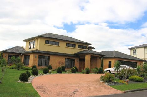 Photo of property in 8 Maldon Court, Dannemora, Auckland, 2016