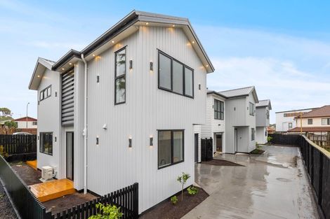 Photo of property in 4 Chesley Place, Half Moon Bay, Auckland, 2012