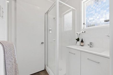 Photo of property in 5 Culver Terrace, Howick, Auckland, 2014