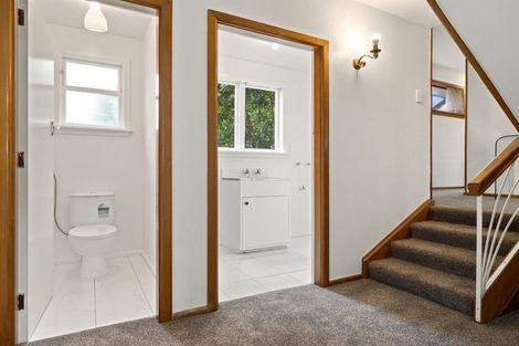 Photo of property in 16 Ilfracombe Place, Burnside, Christchurch, 8053