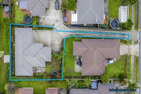 Photo of property in 106b Simpson Road, Henderson Valley, Auckland, 0614