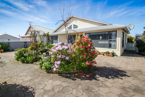 Photo of property in Balmoral Park, 11/31 Eastbourne Street, Caversham, Dunedin, 9012
