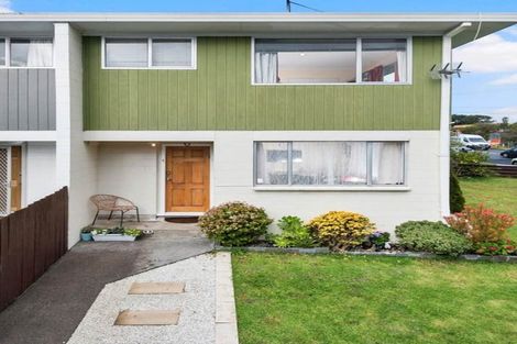 Photo of property in 1/79 West Coast Road, Glen Eden, Auckland, 0602