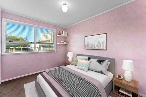 Photo of property in 53b Springs Road, Parakai, 0830