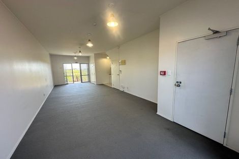 Photo of property in 9/15 Bishop Lenihan Place, East Tamaki, Auckland, 2013