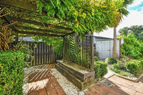 Photo of property in 6 Puriri Avenue, Kaiaua, Pokeno, 2473