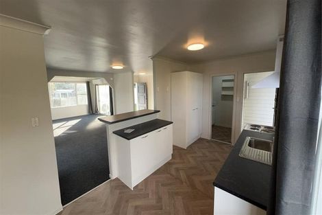 Photo of property in 32 Aurea Avenue, Pakuranga, Auckland, 2010