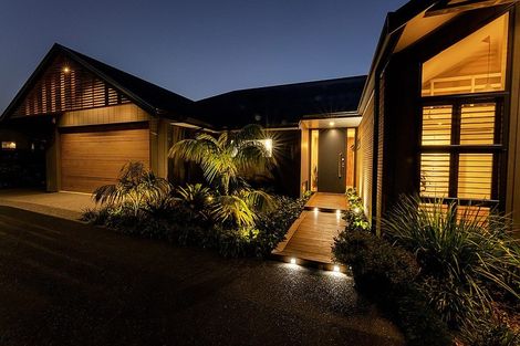 Photo of property in 10 Pike Place, Ferndale, New Plymouth, 4310