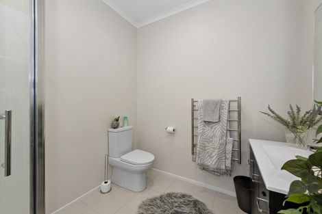 Photo of property in 56 Featherstone Drive, Flagstaff, Hamilton, 3210