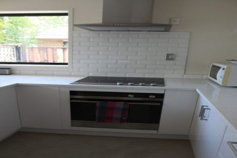 Photo of property in 4/15 Millhouse Drive, Northpark, Auckland, 2013