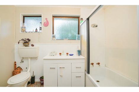 Photo of property in 94 Dunbeath Crescent, Kew, Invercargill, 9812