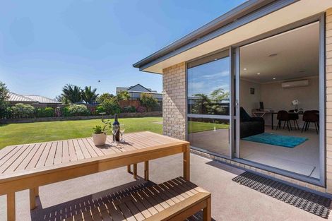 Photo of property in 68 Sunnyvale Street, Bell Block, New Plymouth, 4312